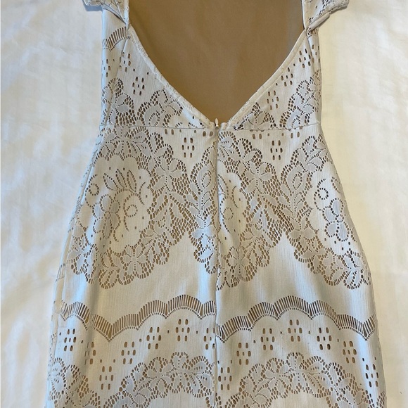 Sage the label lace mini dress - Picture 3 of 3